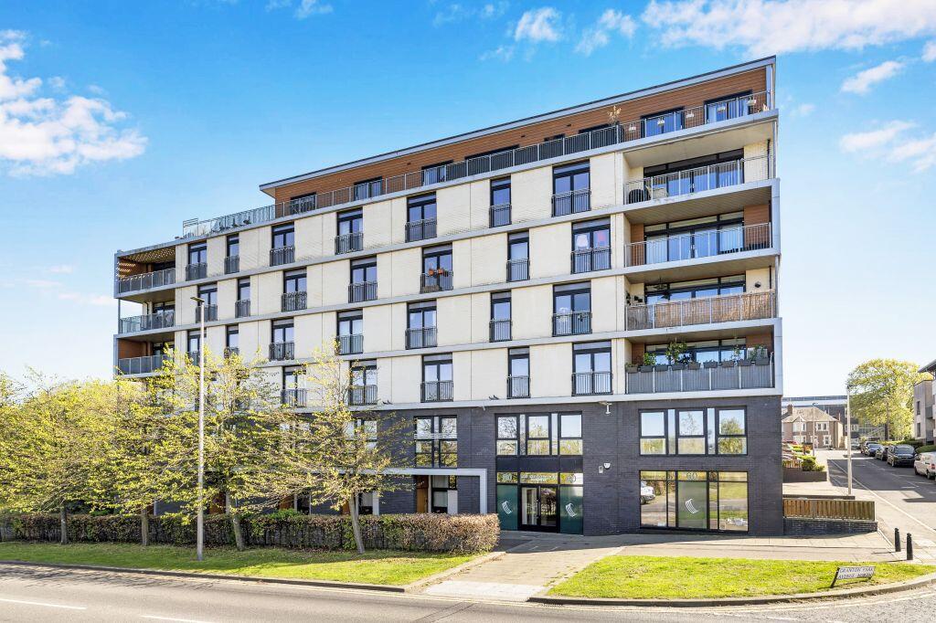 Main image of property: 20/12 Granton Park Avenue North, Granton, EH5 1GW