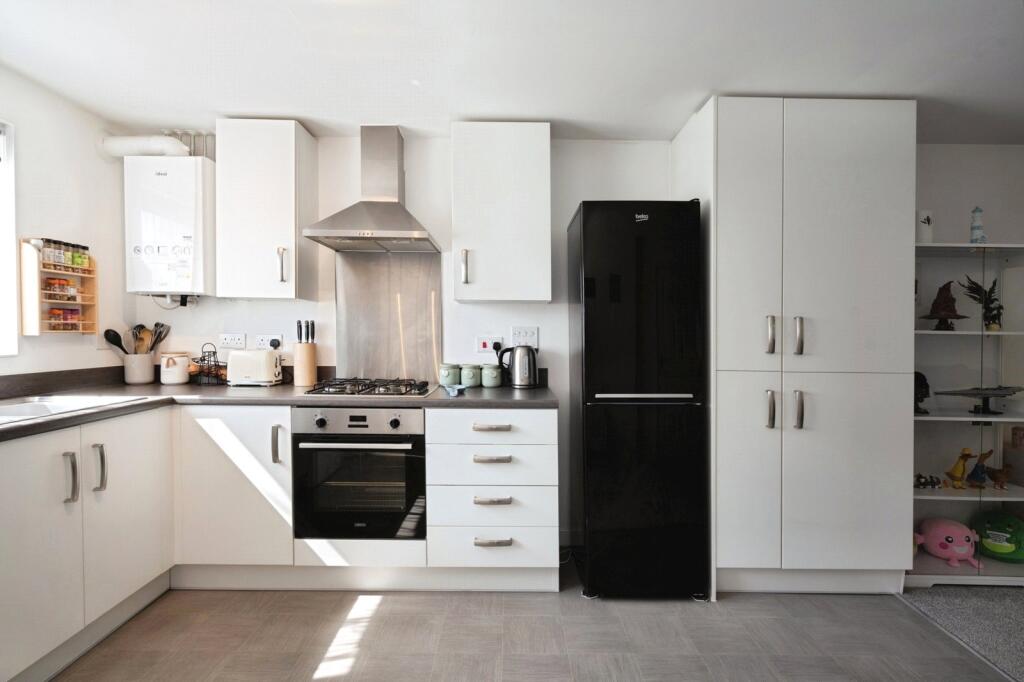 House in Havant, Saxon Corner, Emsworth - View 4
