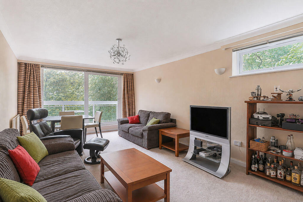 Branksome Wood Road, Westbourne photo 4