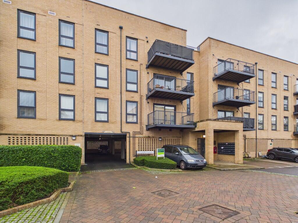 Main image of property: Starboard Crescent, Gillingham, Kent, ME4
