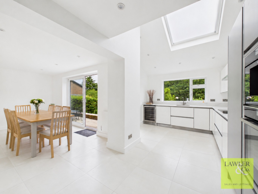 Turncliff Crescent, Marple, Stockport, Cheshire, SK6 6JP photo 4