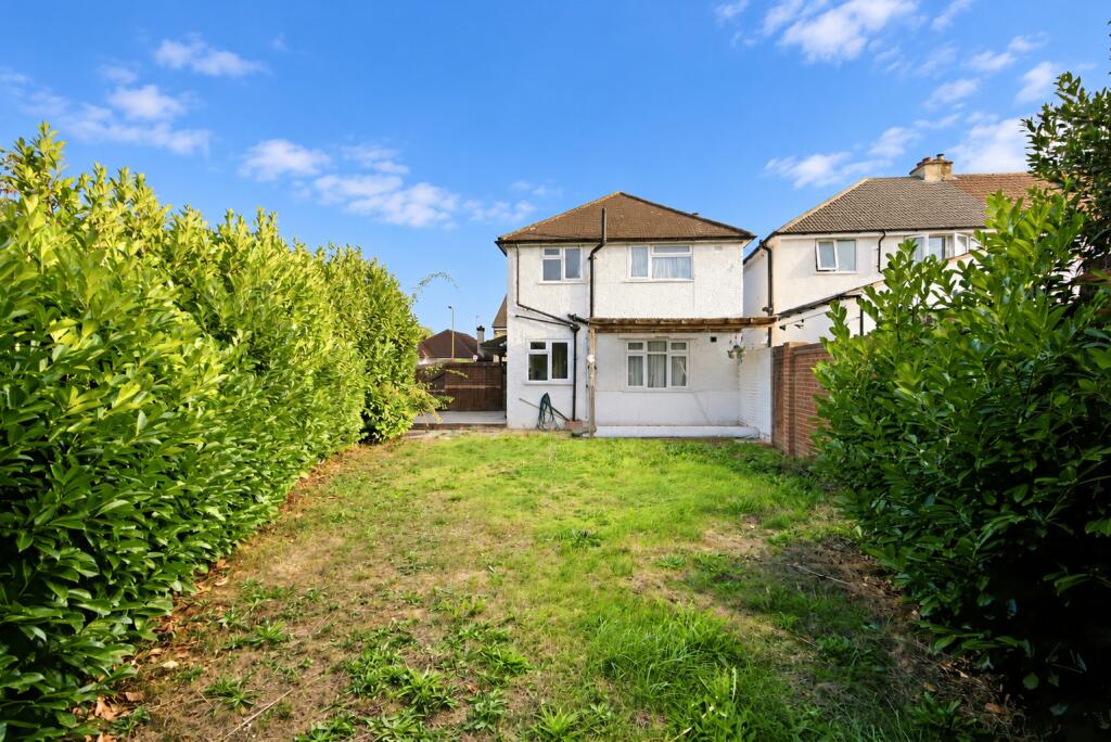 Main image of property: Kings Road, London Colney, St. Albans, Hertfordshire, AL2