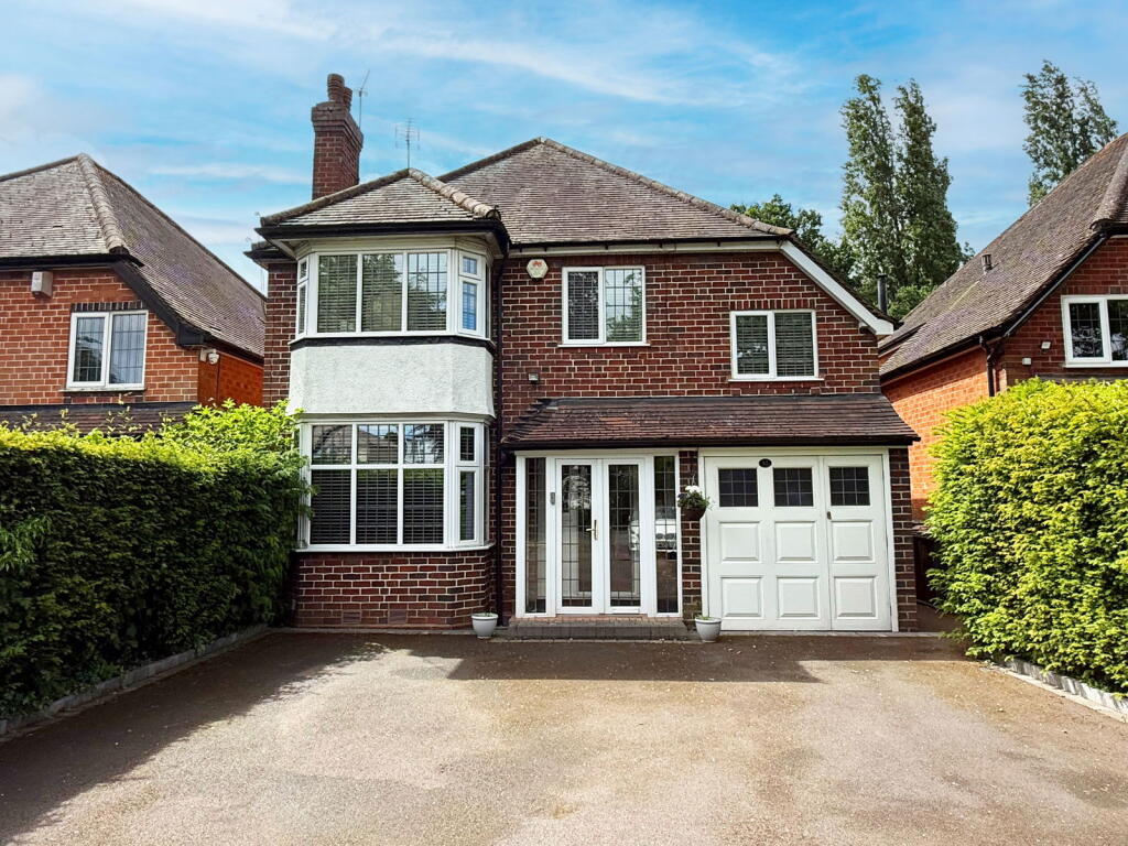 Main image of property: Widney Lane, Solihull, B91 3LL