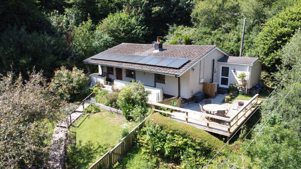 Main image of property: The Lacques, Laugharne, SA33