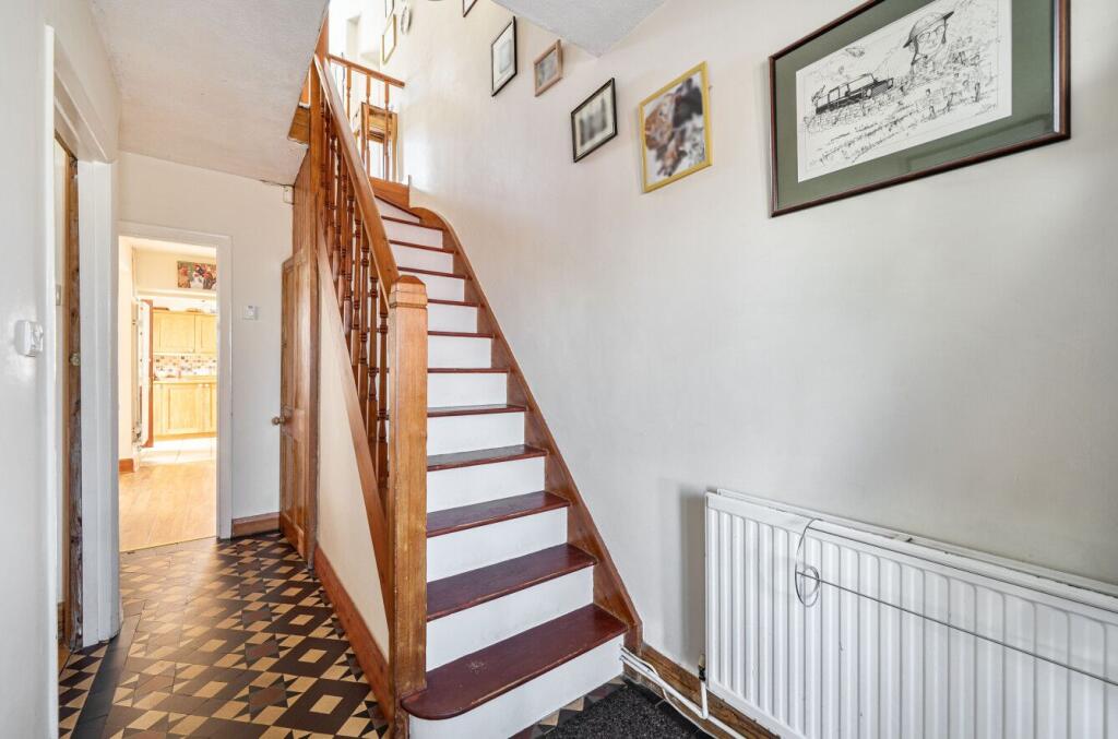 Radstock Road, Midsomer Norton, Radstock, BA3 photo 2