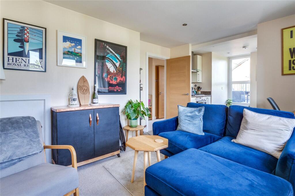 Apartment in South Oxfordshire, Henley-on-Thames - More