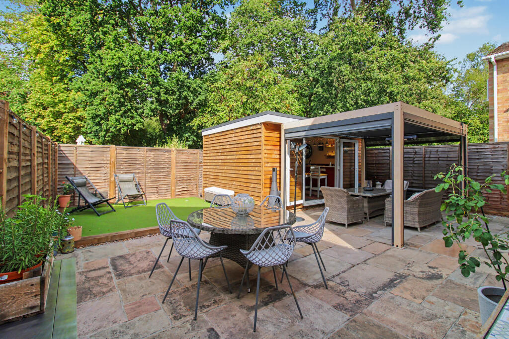 House in Rushmoor, Hampshire - View 4
