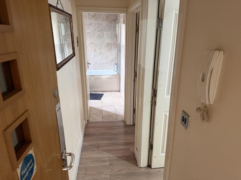 Apartment in Bradford - More