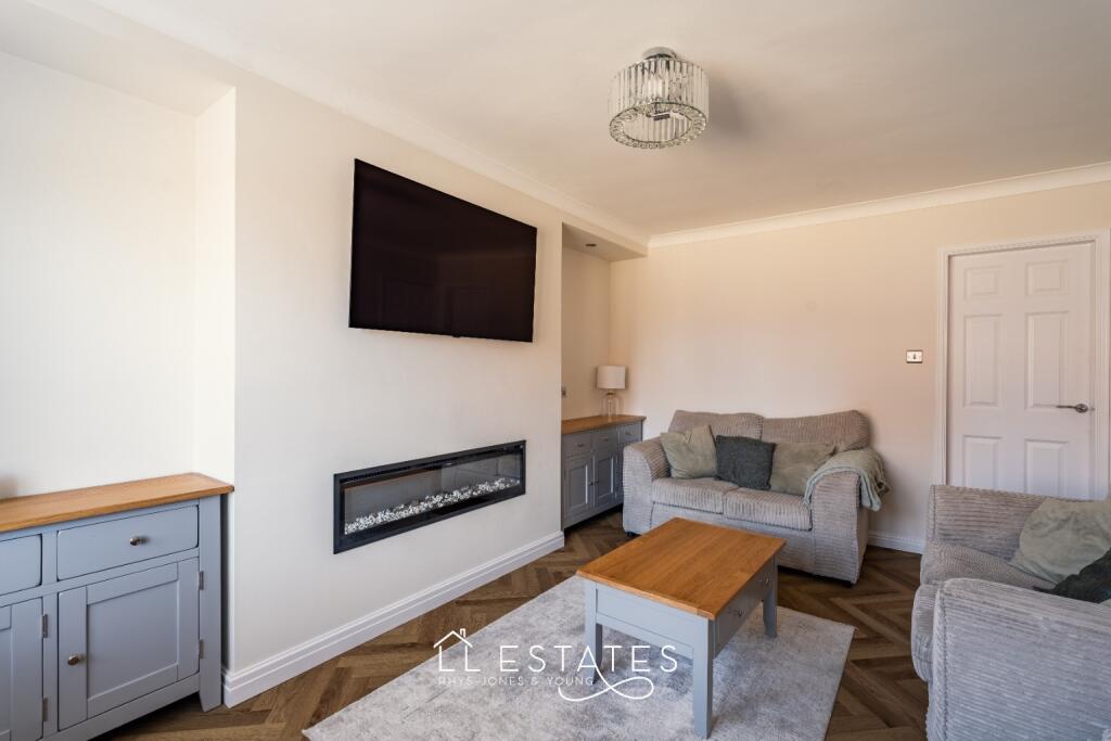 House in Llandudno - View 3