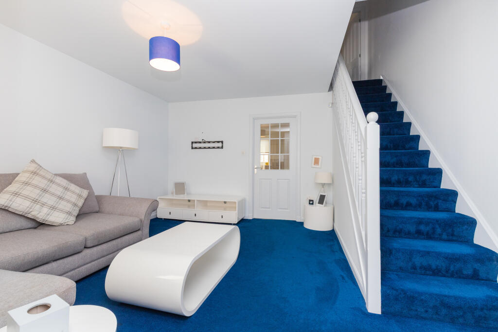 House in Glasgow, Penilee - View 2