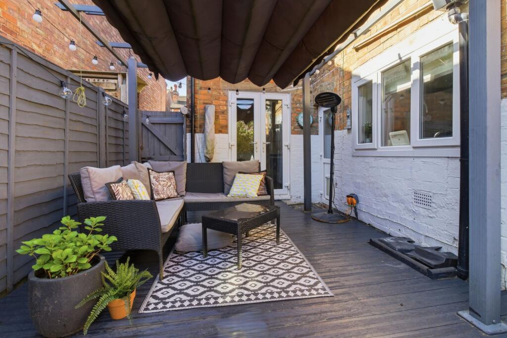 House in Worcester, Lyppard Grange, The Ronkswood - View 4