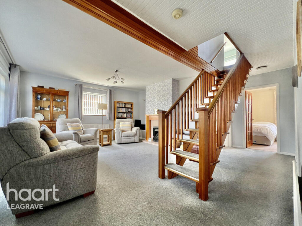 House in Luton, Leagrave - View 3