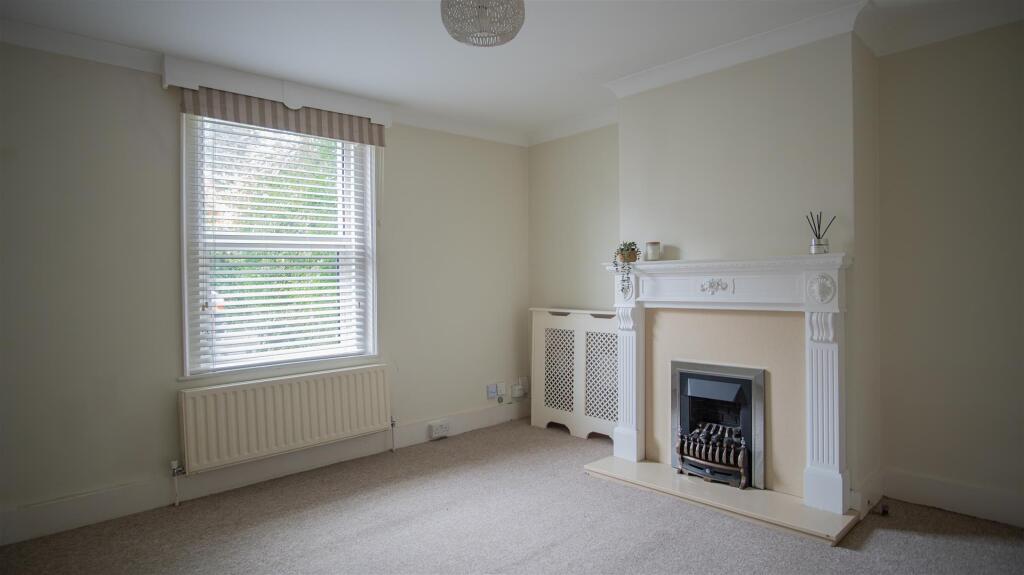 House in Redhill - More