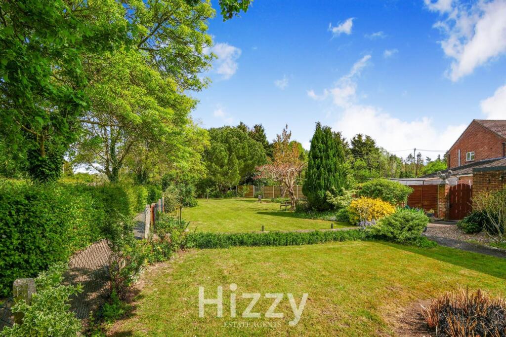 House in Ipswich - View 2