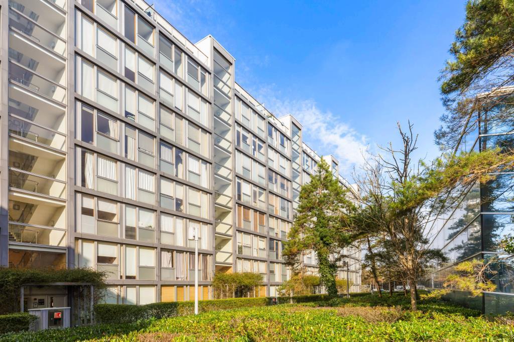 Main image of property: 169 The Links, Elmpark, Dublin 4, D04 DE08