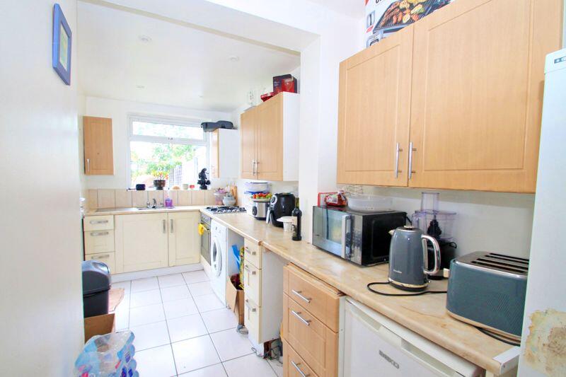 Eastcote Lane, Harrow photo 4