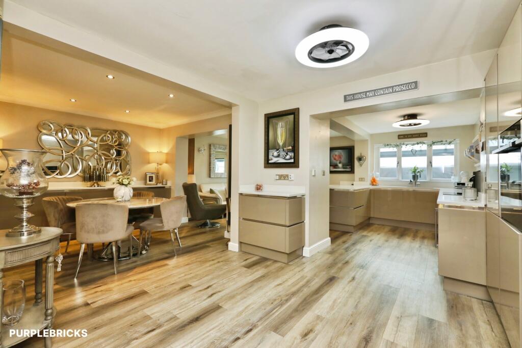 House in Doncaster - View 4