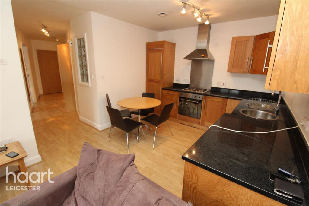 Apartment in Leicester, Black Friars - View 5