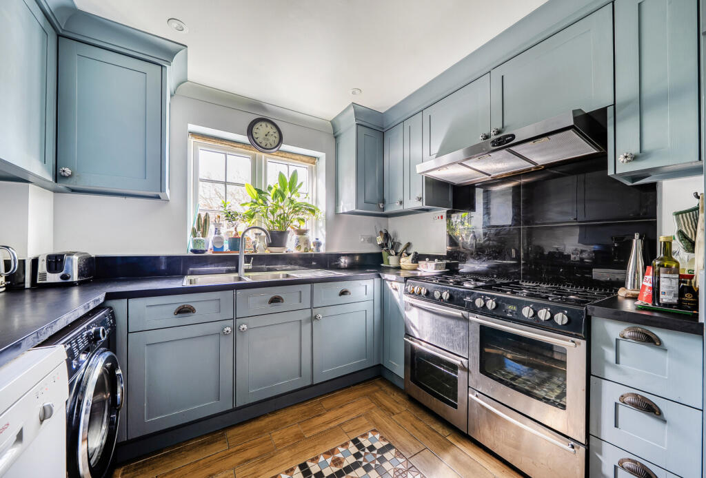 Main image of property: Sandhurst Road, Tunbridge Wells, Kent, TN2