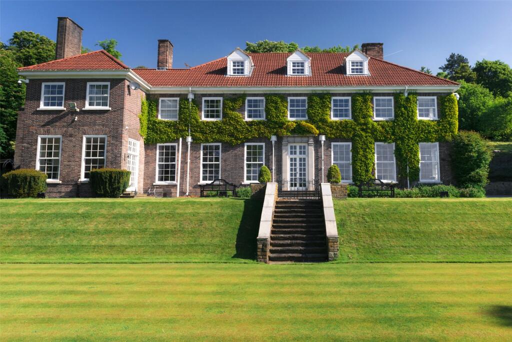 Main image of property: Brenaire Park, Woodlands Drive, Rawdon, Leeds, West Yorkshire