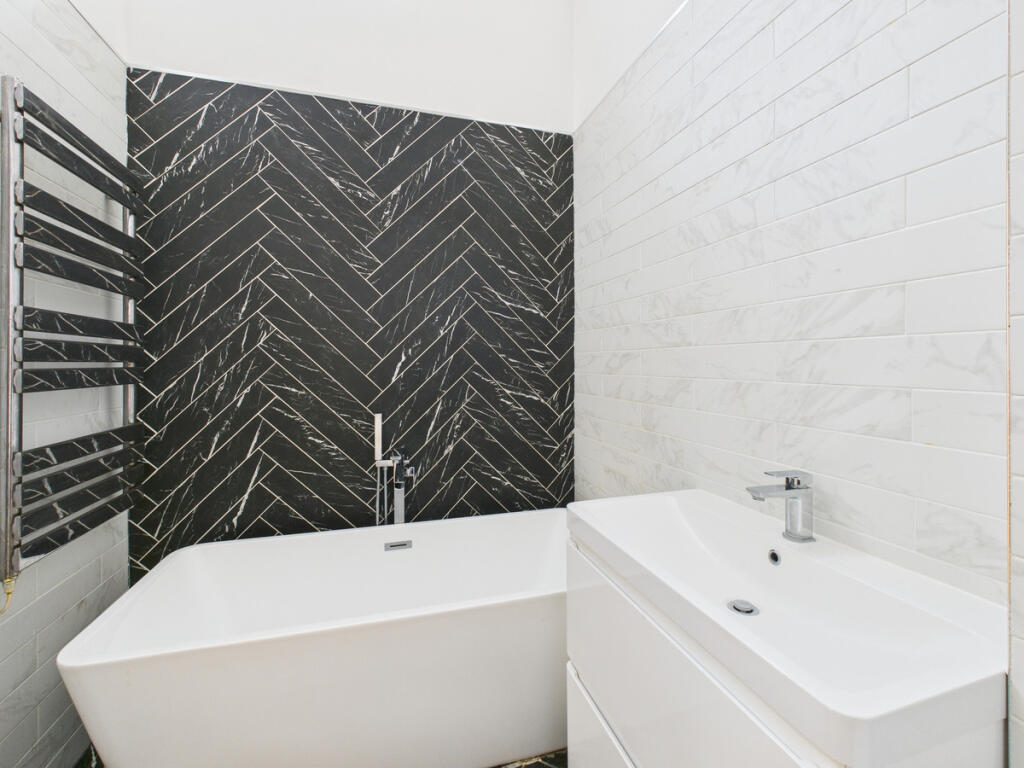 Apartment in Portsmouth - More