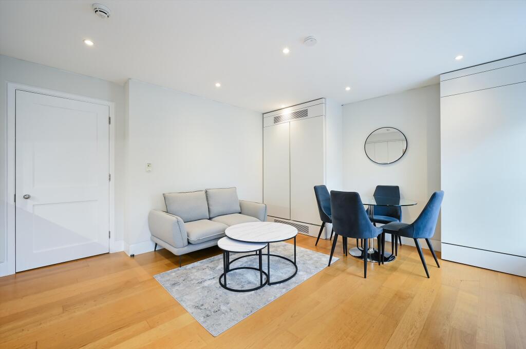 Main image of property: Kings Road, London SW3