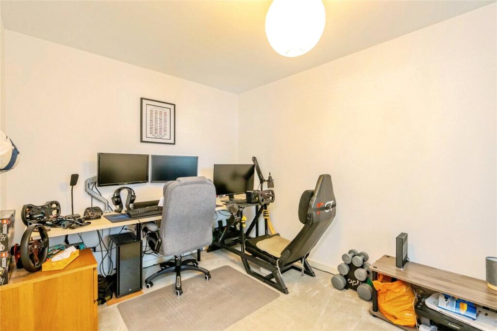 Apartment in Chichester - More