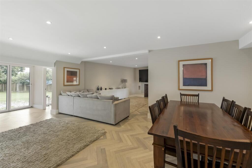House in Tonbridge and Malling, Leybourne - View 5