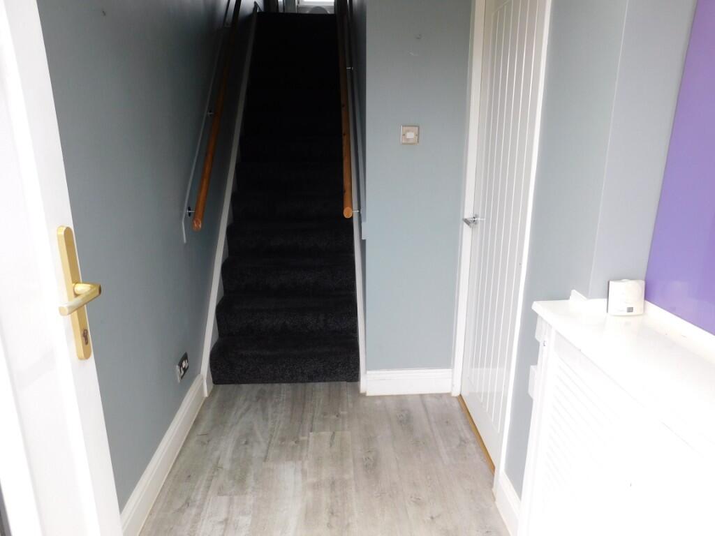 House in Renfrew, Dean Park - View 3