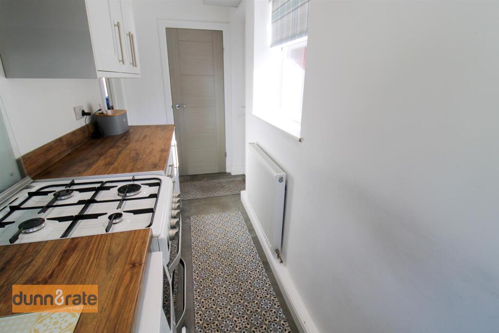 House in Stoke-on-Trent - More