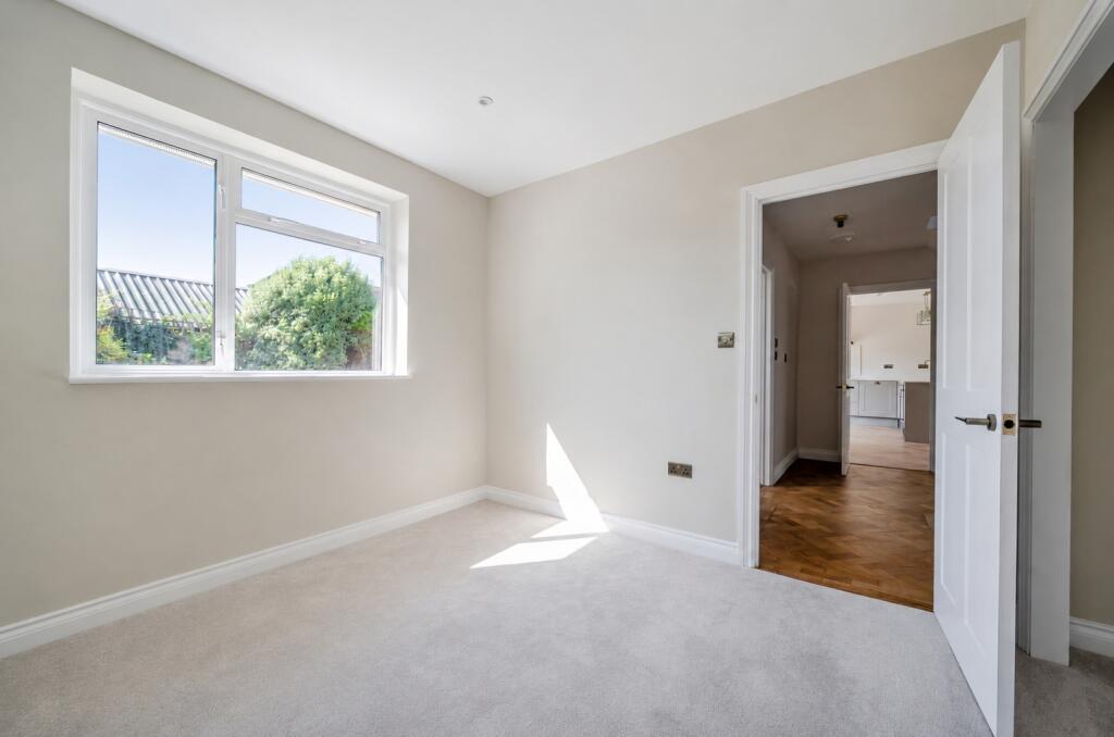 House in Brighton - More