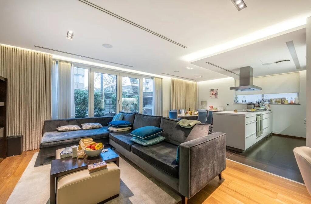 Main image of property: Atrium Apartments, Park Road, St Johns Wood, NW8