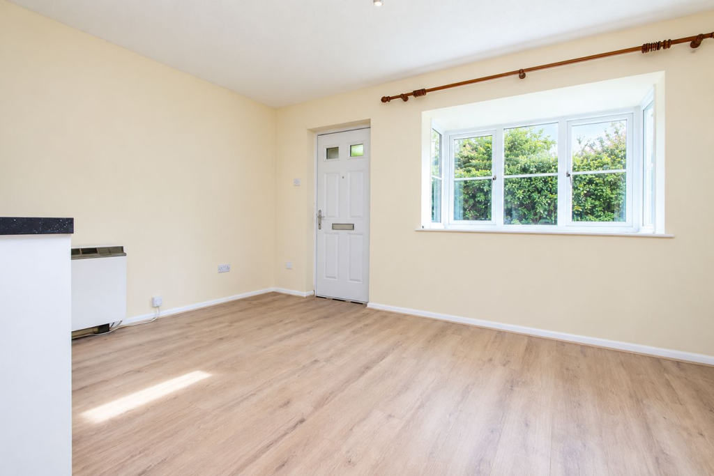 House in Spelthorne, Surrey - View 4