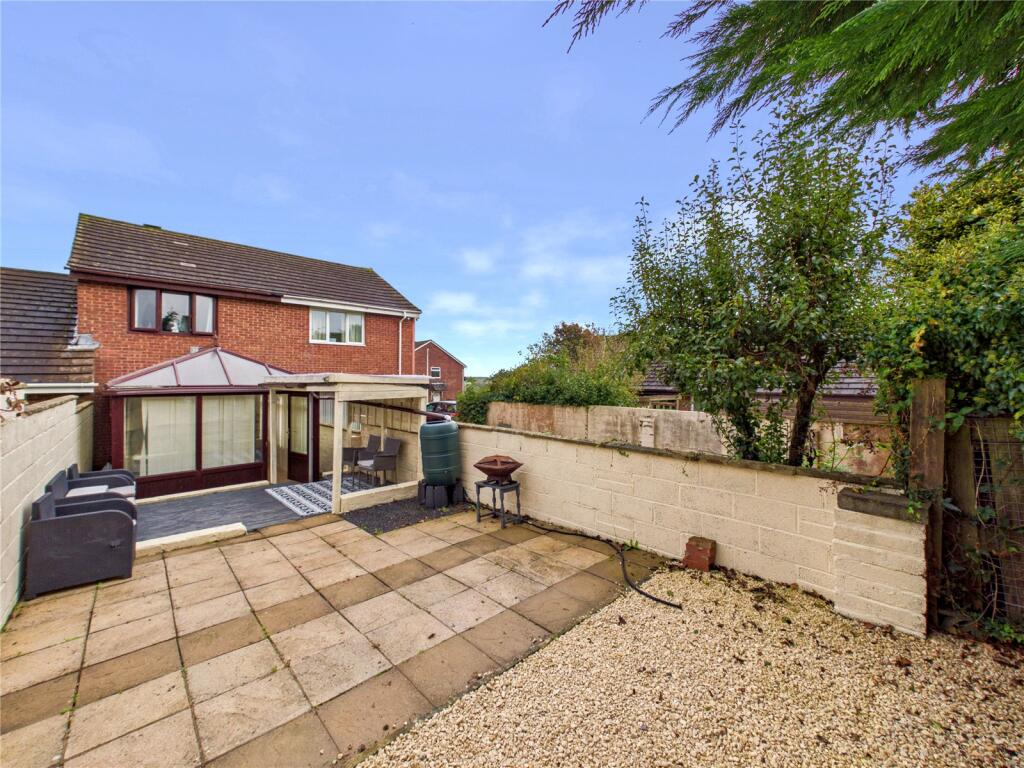 House in Haverfordwest, Pembrokeshire - View 2