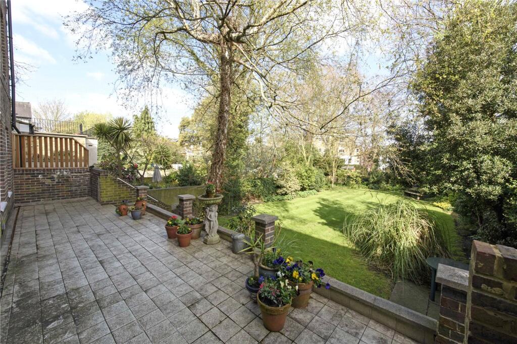 Main image of property: North Side Wandsworth Common, London, SW18