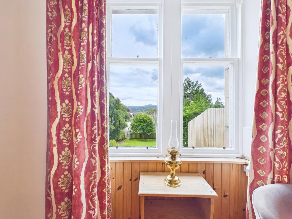 House in Kingussie, Highland - More