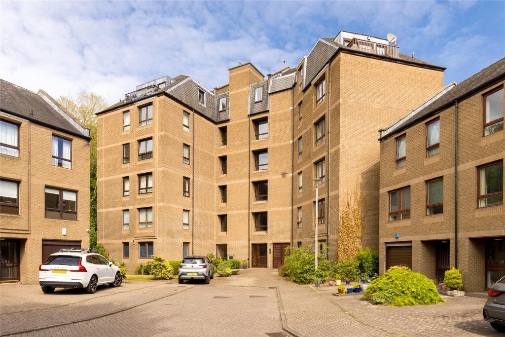 Sunbury Place, Edinburgh, Midlothian - View 2
