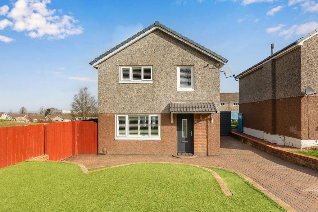 Main image of property: 18 Baberton Mains Wood, Edinburgh EH14 3DU