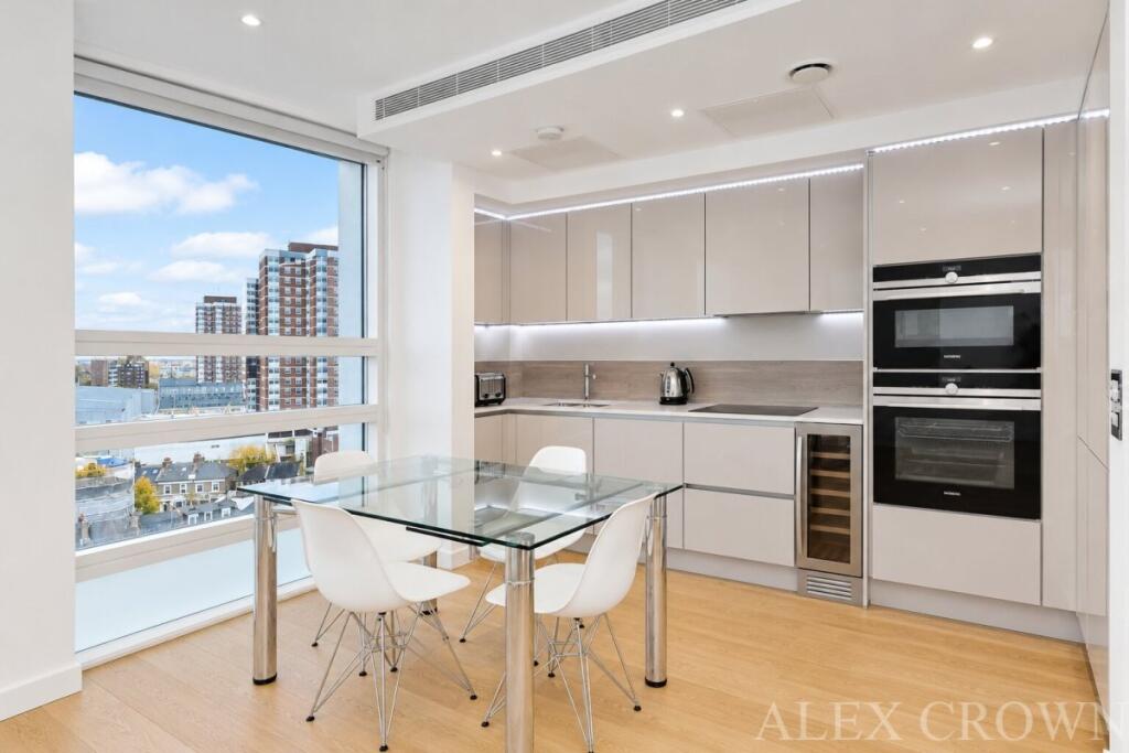 Apartment in London - View 3