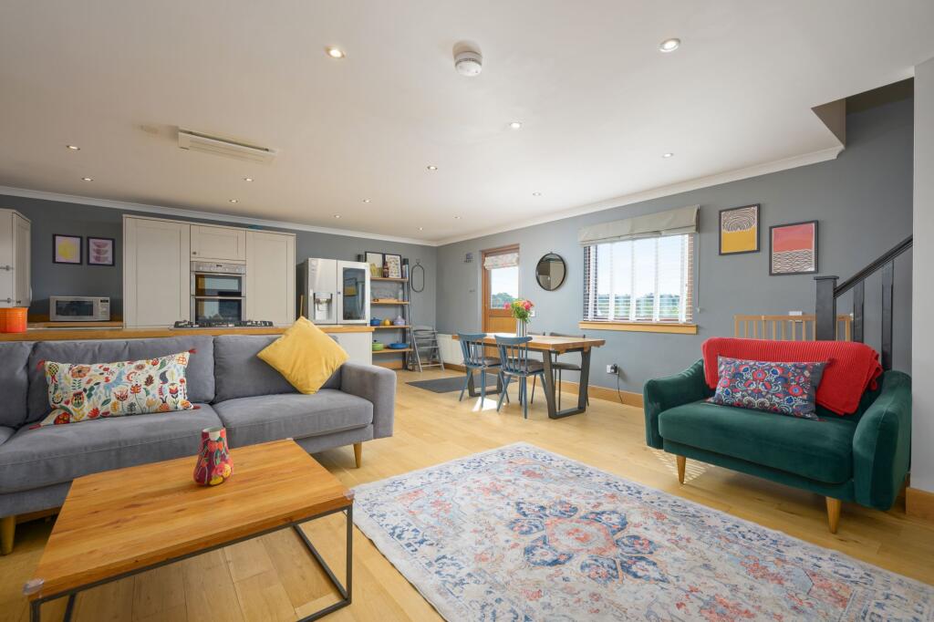 House in Edinburgh - View 4
