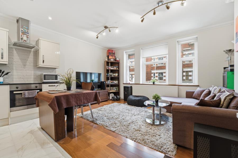 Main image of property: Bond Street, W5 5AP