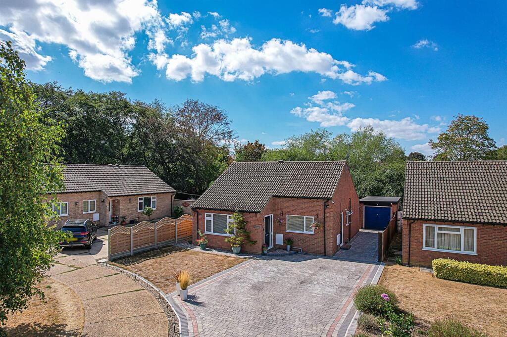 Main image of property: Elliott Close, Newmarket