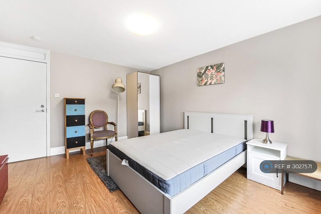 Apartment in London, Wharncliffe Gardens Estate, St. John's Wood - View 3