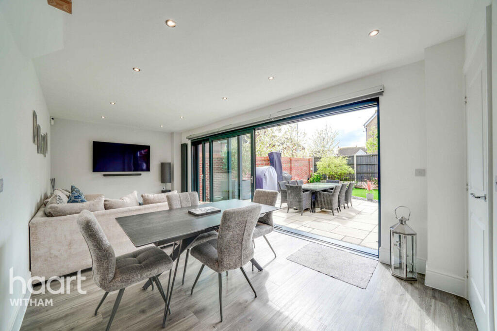 House in Chelmsford - View 4