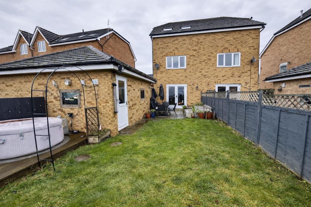 Additional image 21 of Forestdale Way, Wrose, Shipley