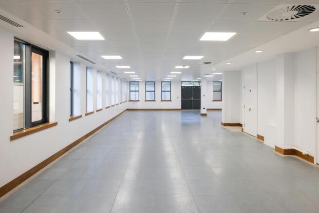 120WellingtonStreet290.jpg