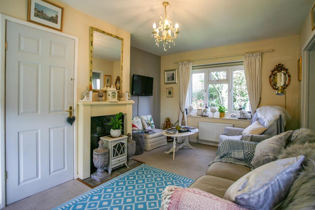 Stow Road, Moreton-in-Marsh, Gloucestershire. GL56 0EG photo 3