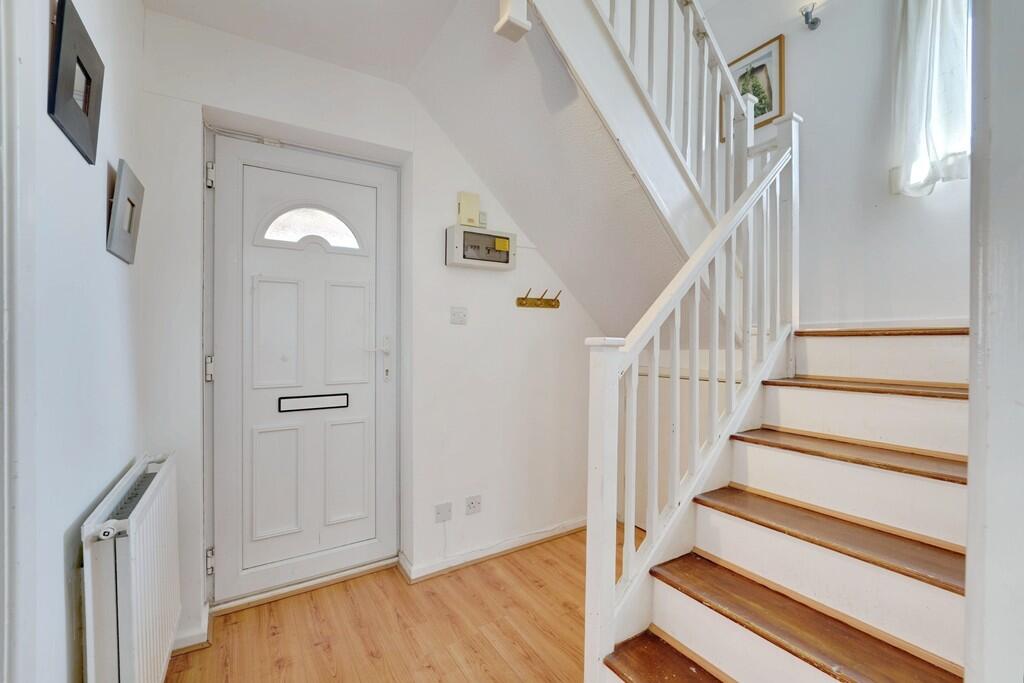 Tallis Lane,Browns Wood,Milton Keynes photo 4