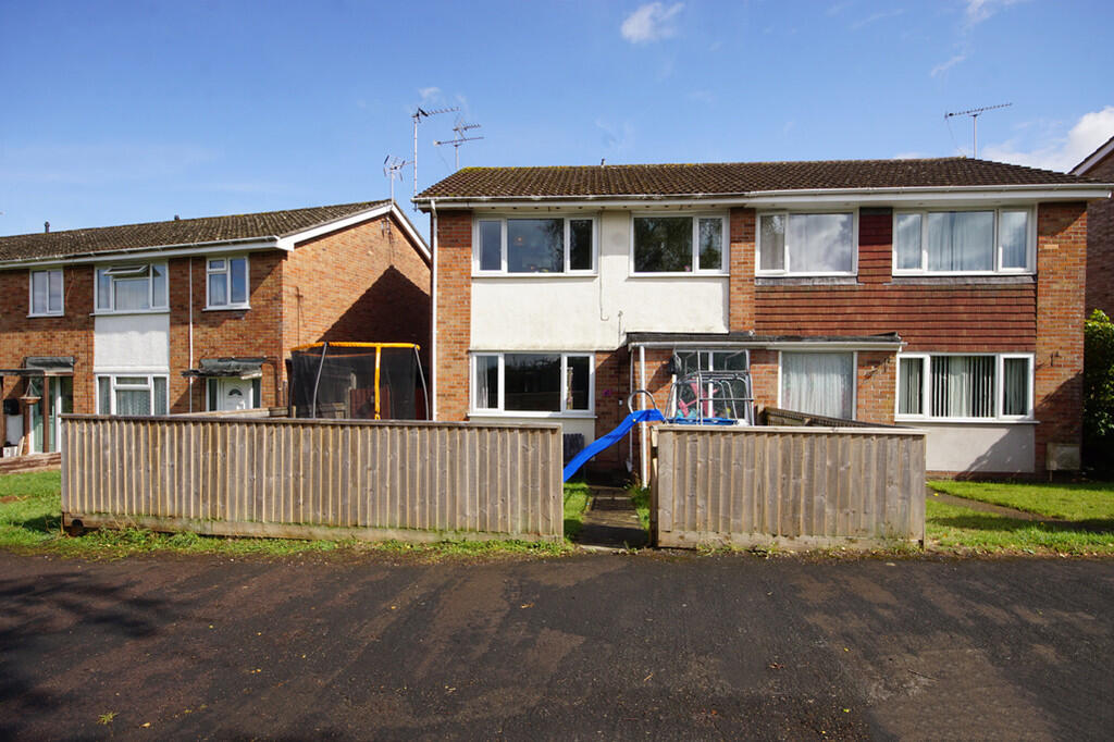 Main image of property: Cherington, Yate