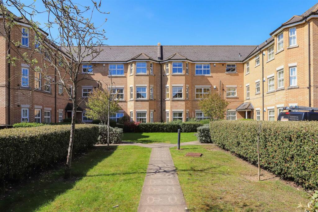 Main image of property: Regency Square, Cambridge